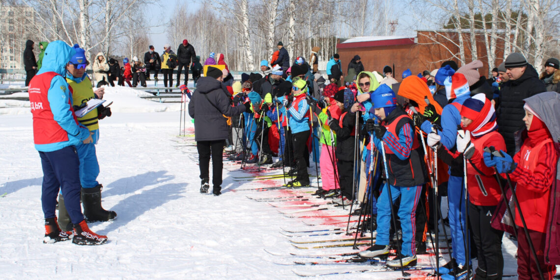 Солнце, лыжи и полевая кухня: в Пашино прошёл 19-й лыжный праздник