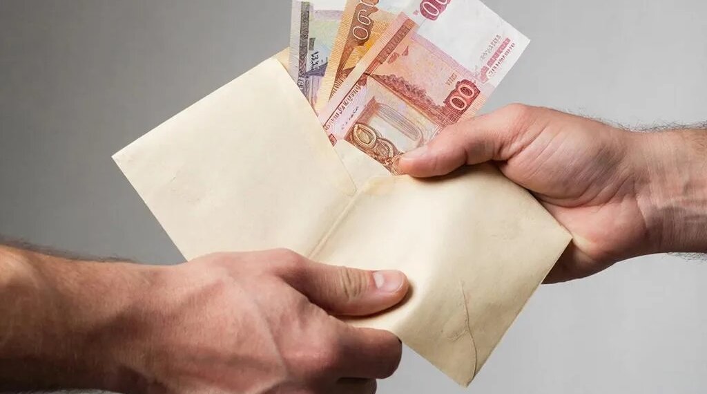 Банки ужесточат отношение к «серым» доходам клиентов