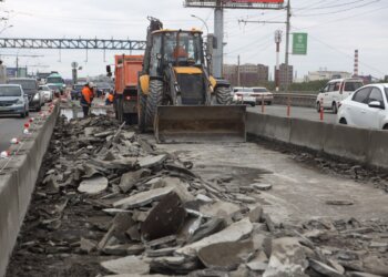В Новосибирске назвали сроки завершения ремонта Димитровского моста