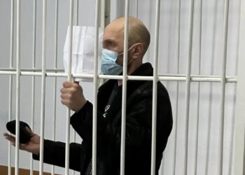 «Опасается за детей»: в Новосибирске отправили в СИЗО поджигателя из Кировского района