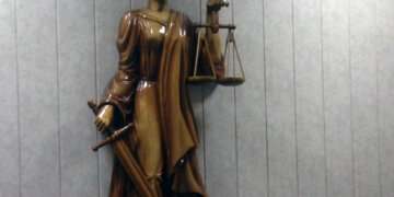 Почтовое отделение в Коченево оштрафовали на 350 тысяч за выдачу посылки без разрешения таможни