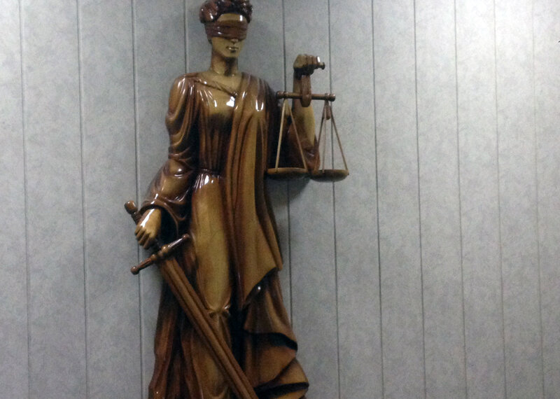 Почтовое отделение в Коченево оштрафовали на 350 тысяч за выдачу посылки без разрешения таможни