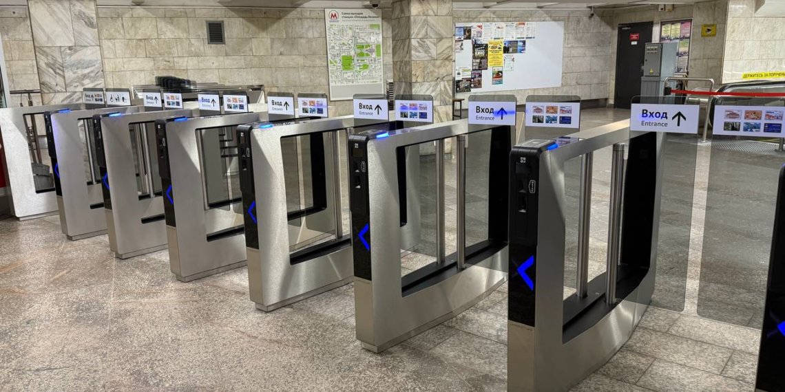 Новые турникеты, тоннель за 3 млрд и пятивагонные поезда: что ждёт Новосибирское метро в 2026 году