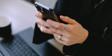 Т2 обнулила стоимость мобильного интернета и звонков для клиентов на Ближнем Востоке 