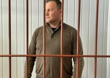 Суд арестовал фигуранта дела о хищении почти 10 млн рублей при реконструкции Колыванской ЦРБ