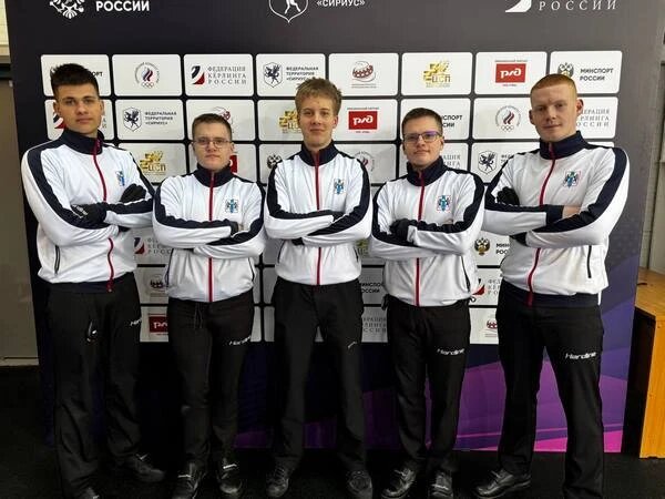 «Камни в «доме»: новосибирские кёрлингисты стали сильнейшими в России