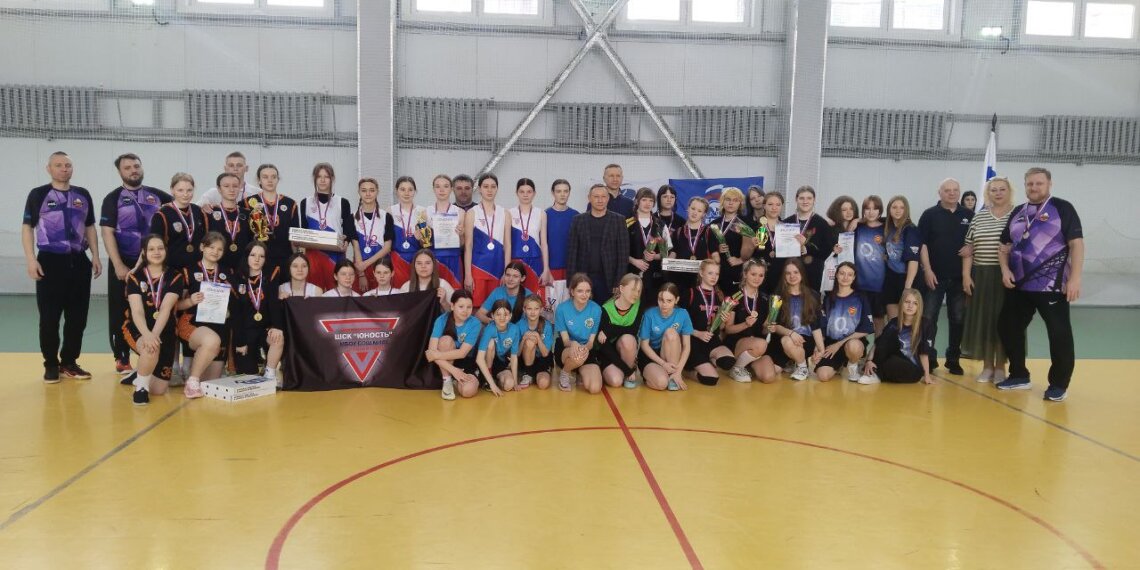 От новичков до победителей: в Новосибирске прошел финал женской баскетбольной лиги «Кировка»