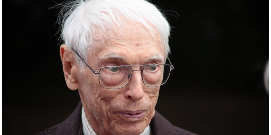 В новосибирском лицее заменят звонки на музыку Александра Зацепина