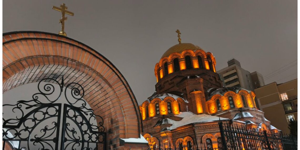 В Госдуме предложили штрафовать за изображения храмов без крестов