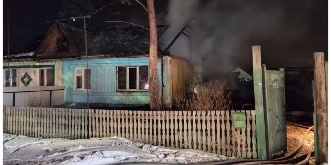 Три человека погибли в страшном пожаре в Красноярском крае