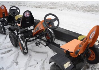 В Новосибирске открыли детский автогородок с веломобилями