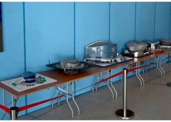 В новосибирской ледовой арене открылась выставка поделок заключённых