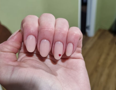 В России утвердили ГОСТ на маникюр и педикюр