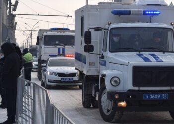 В Новосибирске задержали участников митинга против возможной блокировки Telegram