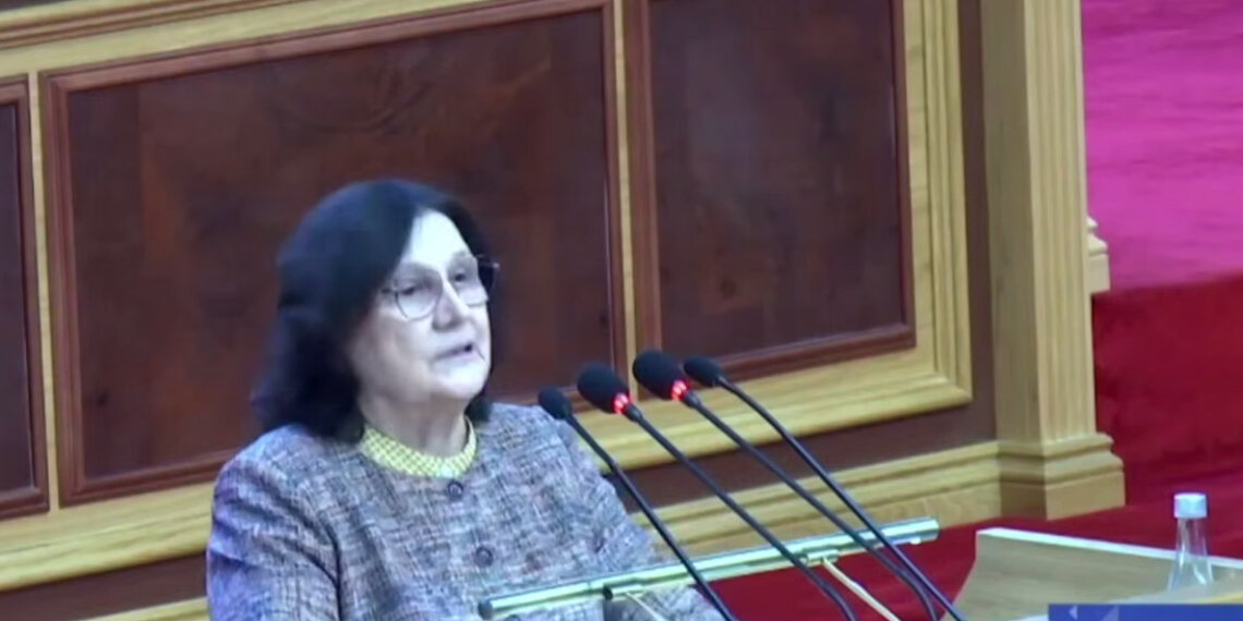 В Госдуме заявили, что каждая россиянка может без проблем родить троих детей до 27 лет