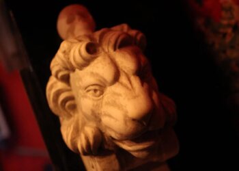 Артистам из России могут запретить использовать зарубежные псевдонимы