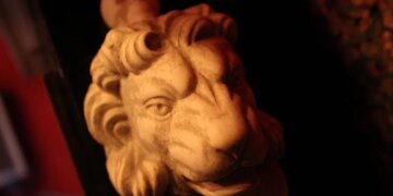 Артистам из России могут запретить использовать зарубежные псевдонимы