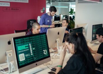 «Победа дала право на мнение»: как «Цифровой марафон» изменил жизнь студентки