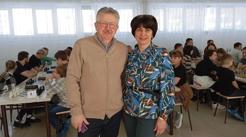 «Главная роскошь»: традиционный турнир по шахматам в необычном формате прошёл в Новосибирске