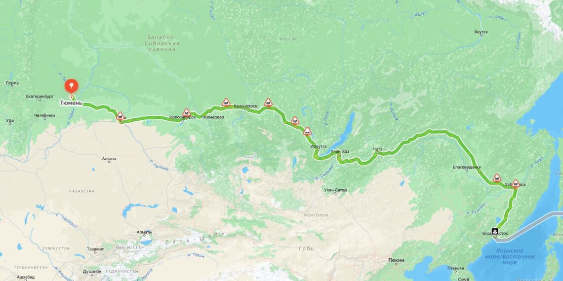 Многодетным семьям из Сибири предлагают давать бесплатные авиабилеты по России