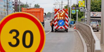 От тротуаров до Димитровского моста и Бердского шоссе: Максим Кудрявцев анонсировал дорожные работы в Новосибирске