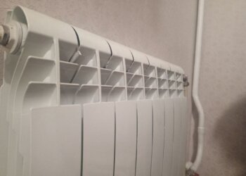 В Бердске 138 домов остались без горячей воды, еще 116 — без тепла из-за сбоя на котельной ТГК-1