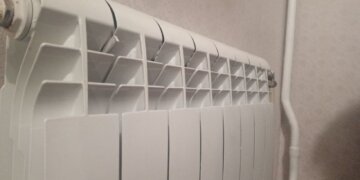 В Бердске 138 домов остались без горячей воды, еще 116 — без тепла из-за сбоя на котельной ТГК-1