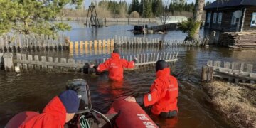 Режим ЧС ввели в Колыванском районе из-за паводка