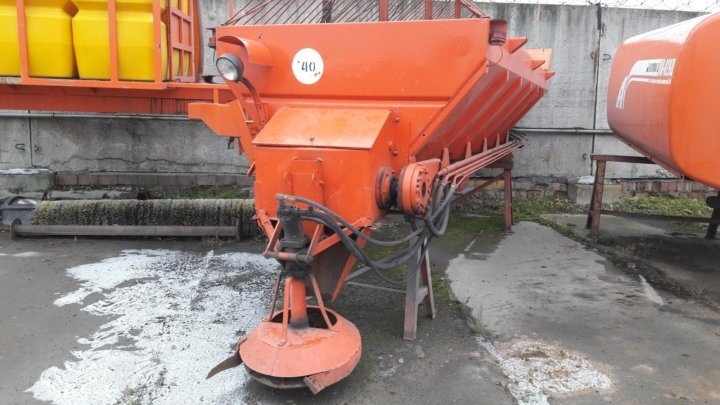 Рабочий пострадал при падении установки в Новосибирской области