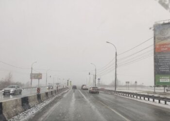 Крепкий ветер, ночные заморозки и мокрый снег ожидаются в Новосибирской области