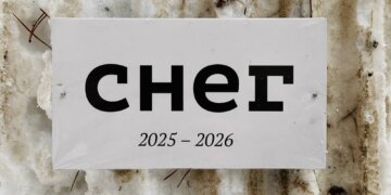 Памятник снегу появился в Сибири