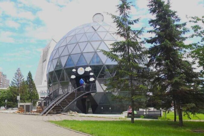 «Шарик» остаётся: суд отменил арест земли у «Глобуса»