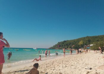 Россияне рванули за шенгеном: спрос вырос на 20%, а мультивизы — в прошлом