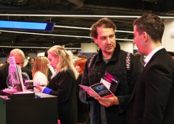 T2 собрала все мессенджеры и соцсети в одно окно – и предлагает это бизнесу Сибири