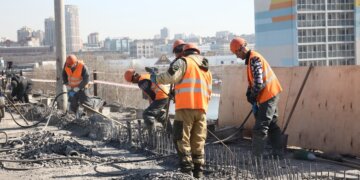 Ремонт проезжей части Димитровского моста в рамках нацпроекта завершат осенью 2026 года