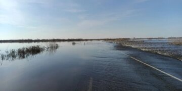 Три дороги остаются под водой в Новосибирской области