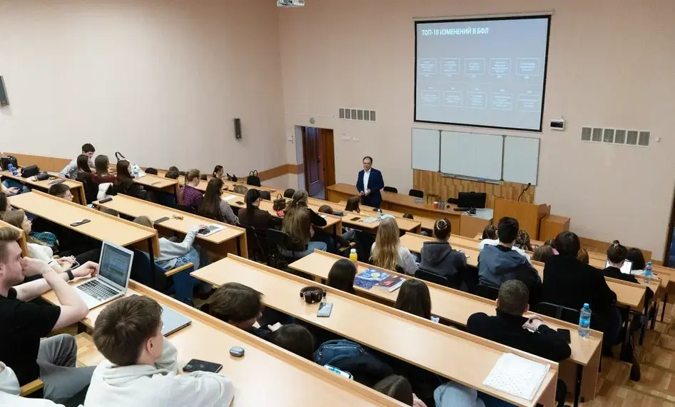 Дмитрий Жоров: банки нацелены помогать заемщикам в сложных финансовых ситуациях