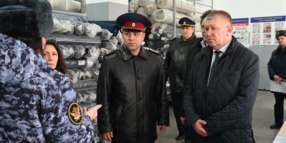 Форму для сотрудников новосибирского метро могут сшить в колонии