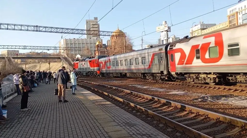 В Новосибирской области ограничили движение электричек из-за размыва насыпи