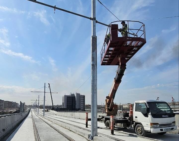 Вознесение трамваев: на площади Труда готовят к запуску крупнейшую в России эстакаду рельсового транспорта