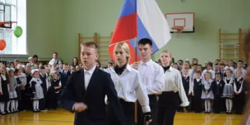 Песни Победы вместо звонков зазвучат в мае в школах Новосибирска