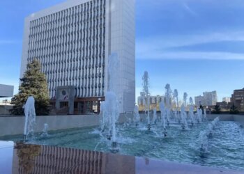 В Новосибирске запустили первый фонтан