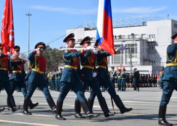 Конкурс БПЛА, парад, эстафета и концерты: как в Новосибирской области отметят 1 и 9 Мая