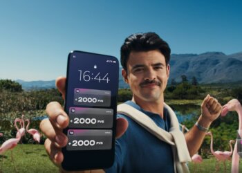 Т2 дарит полгода бесплатной связи новому абоненту и начисляет 2000 рублей тому, кто его пригласил