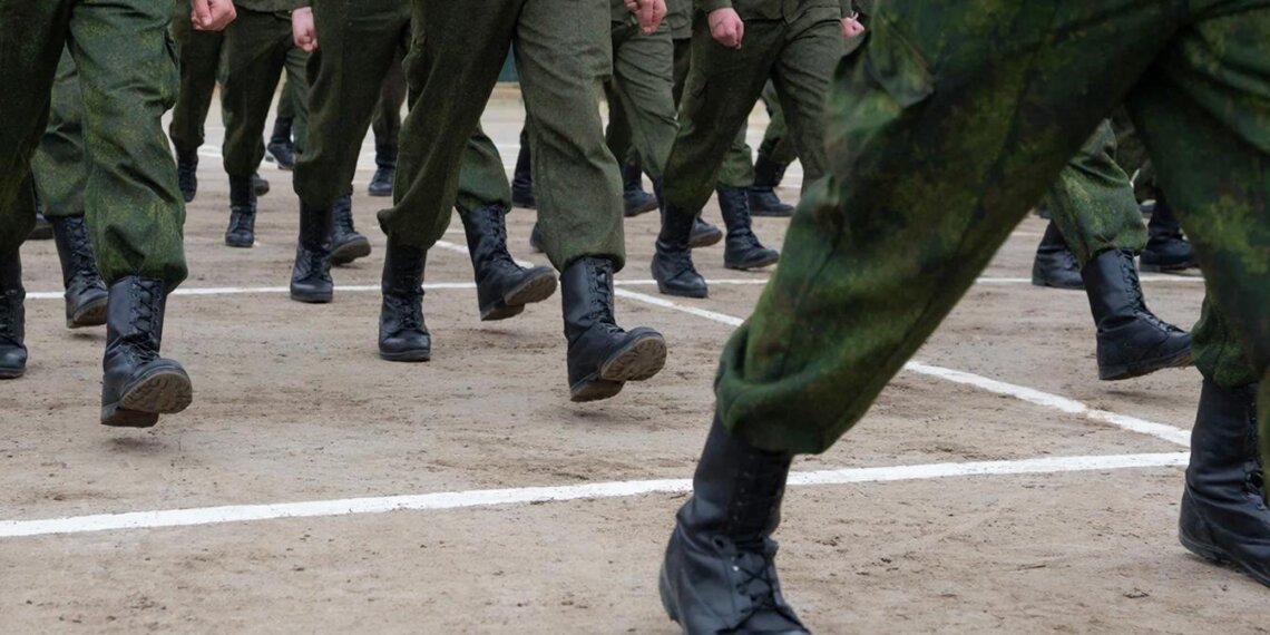 С 1 апреля начался круглогодичный призыв: кого направят в армию в первую очередь