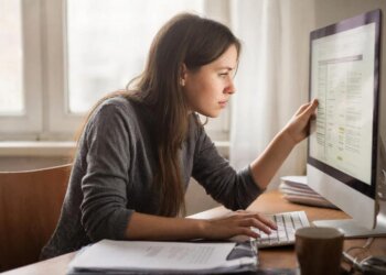 «Я готова была работать за 10–20 тысяч»: история безуспешного поиска удалёнки