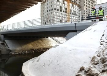 В Новосибирске приступили к обследованию отремонтированных по гарантии мостов