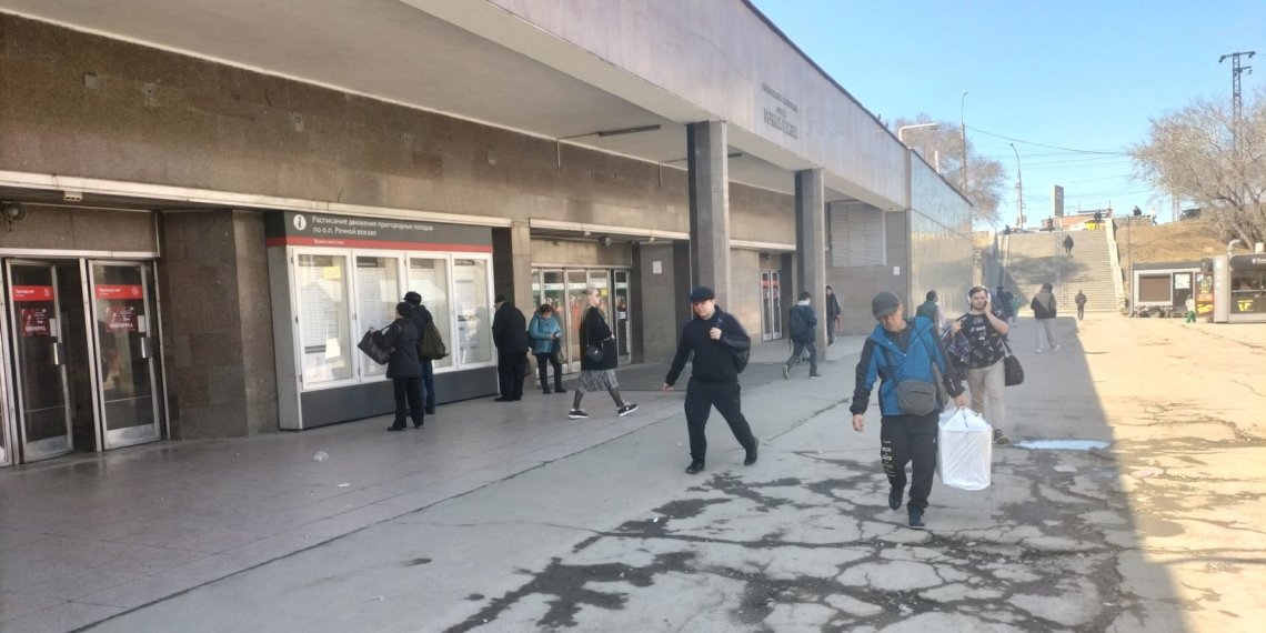 «Нет повести печальнее на свете»: территория Речного вокзала требует благоустройства