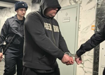 Дело водителя Mercedes, сбившего насмерть шестерых под Новосибирском, ушло в суд