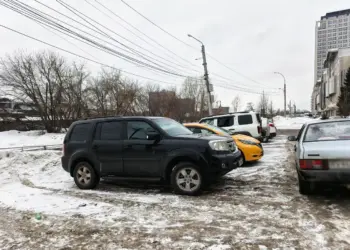 Новосибирский автосалон обвиняется в уклонении от уплаты утилизационного сбора за 23 люксовых иномарки